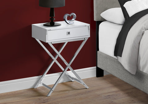 TABLE D'APPOINT - 24"H  METAL CHROME